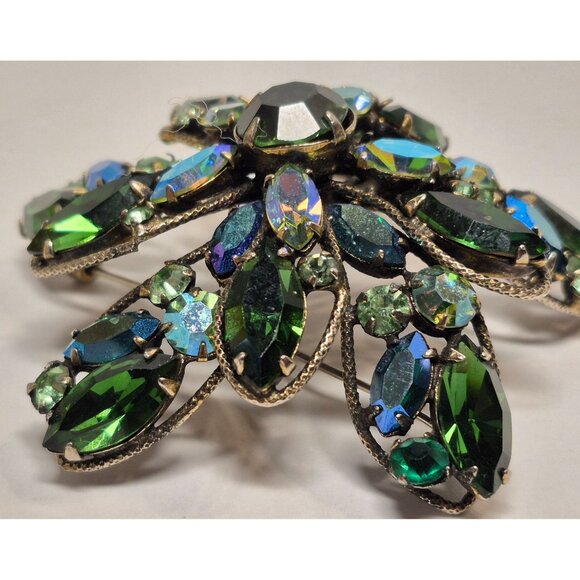 Large Emerald Green Signed Regency Brooch Uranium Glow - Picture 5 of 16